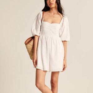 Abercrombie & Fitch White Puff Sleeve Tie Back Sweetheart Romper Shorts XL